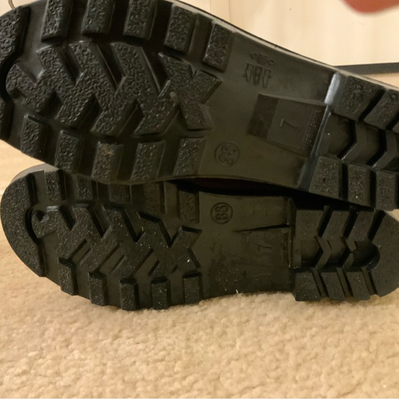 Black and Purple Plaid Rain boots size 7 Good Preowned Condition. - Picture 8 of 10